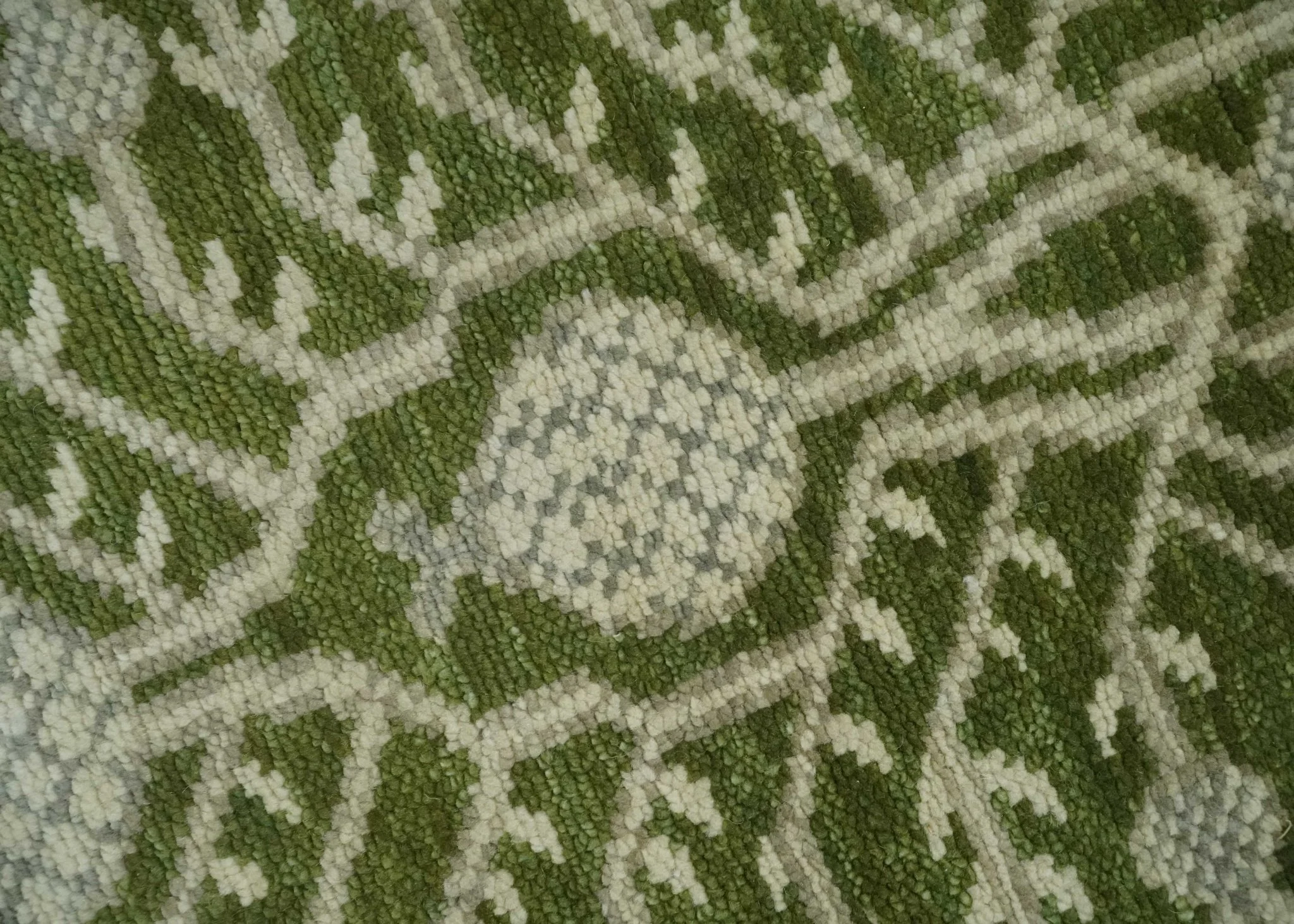 Traditional Khotan Design Hand knotted Green and Ivory 8x10 wool Area Rug - Image 4