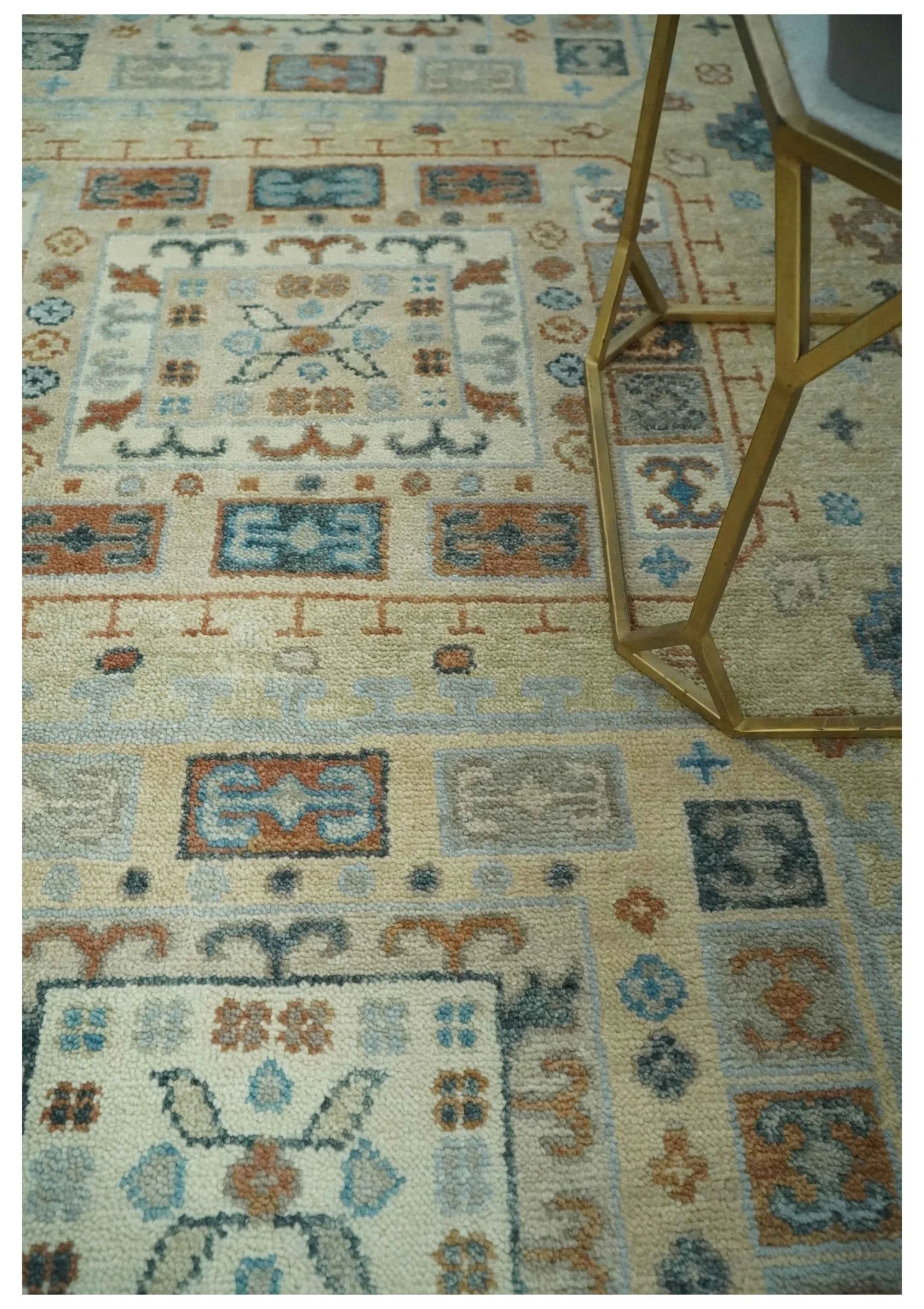 Traditional Mamluk Design Beige and Ivory Hand Knotted 8x10 wool area rug - Image 2