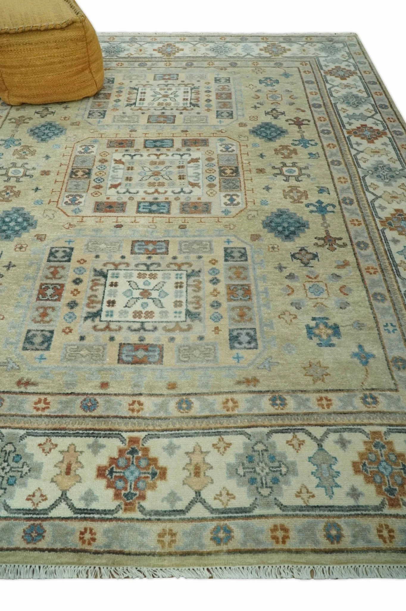 Traditional Mamluk Design Beige and Ivory Hand Knotted 8x10 wool area rug - Image 3
