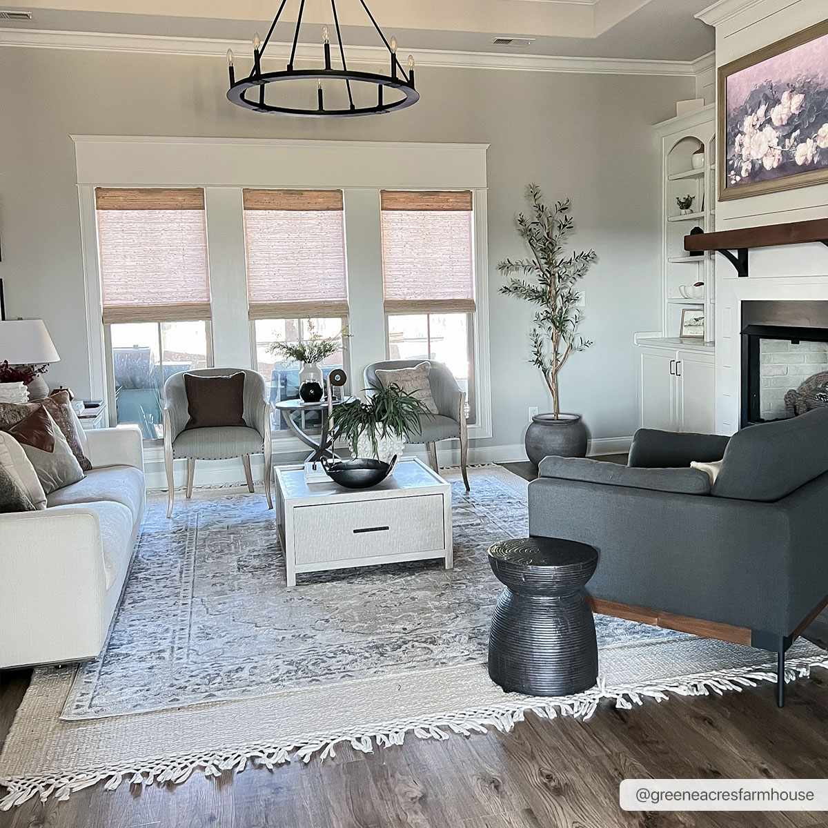 Traditional Medallion design woven Beige, Ivory and Charcoal Washable Rug - Image 5