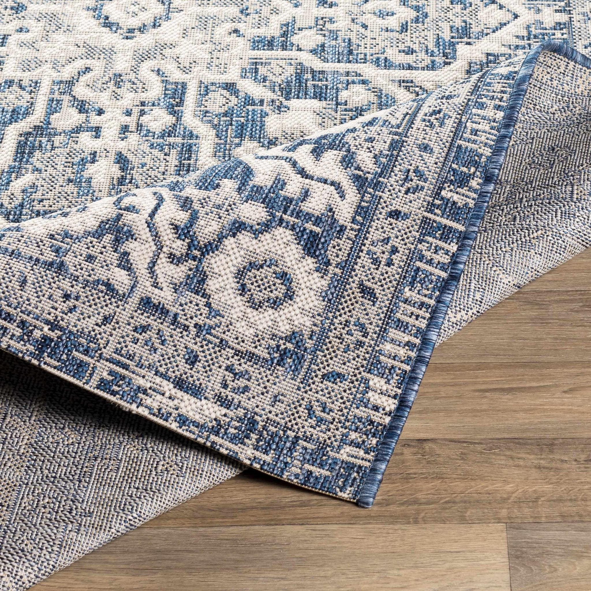 Traditional Medallion Design Blue and Ivory Machine Woven Rug - Image 9