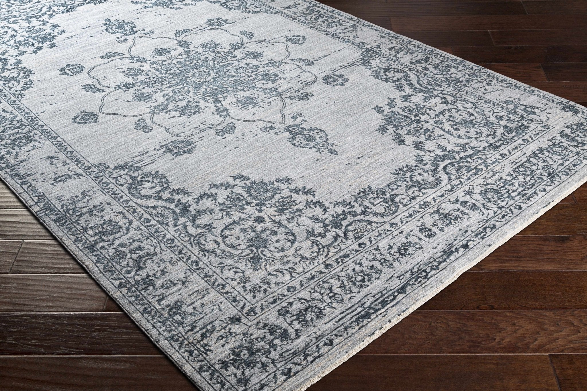 Traditional Medallion Gray And Ivory Machine Woven Rug - Image 10