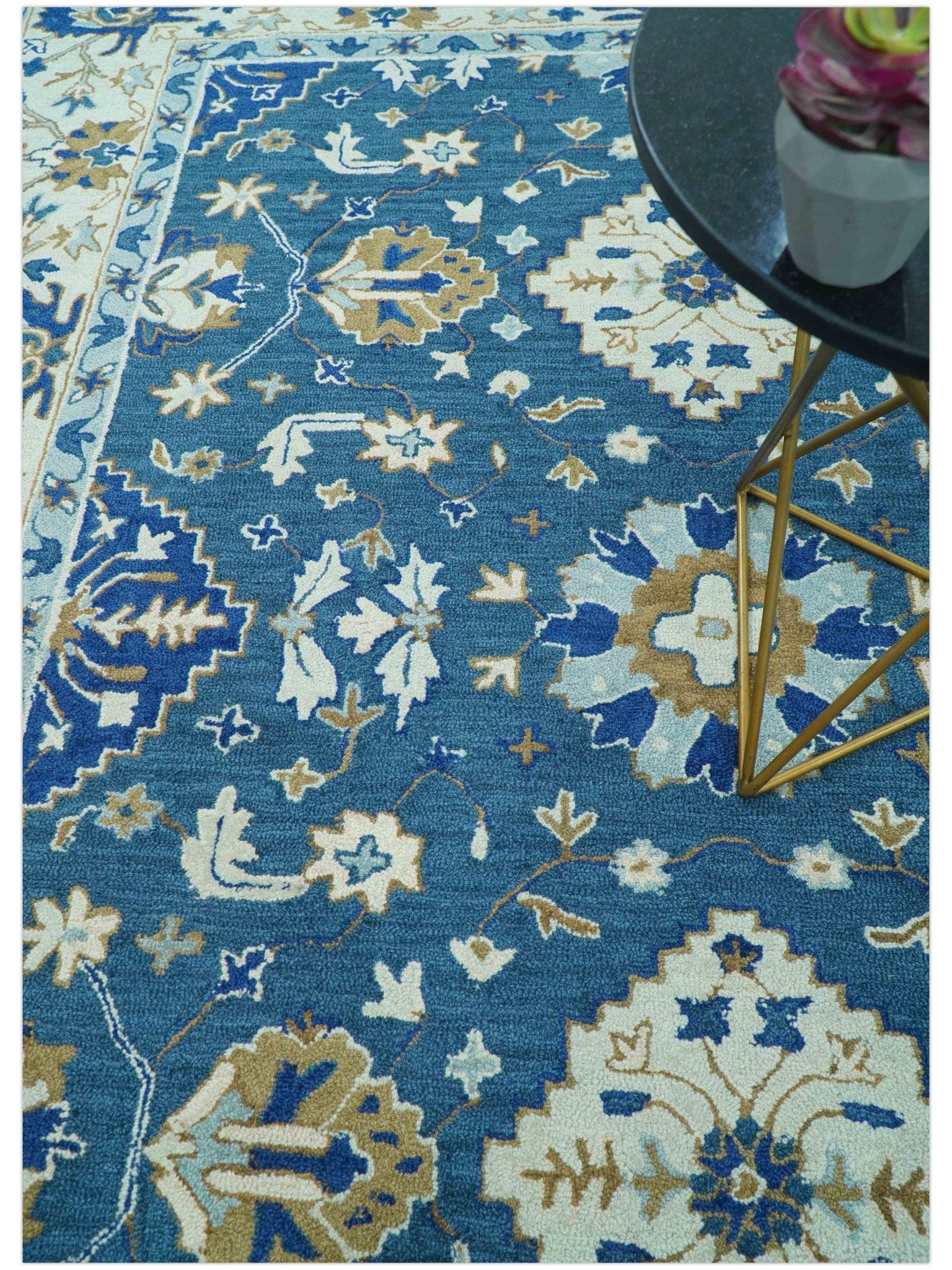 Traditional Oriental Design Beige And Blue Hand Tufted 8x10 Wool Area Rug - Image 3