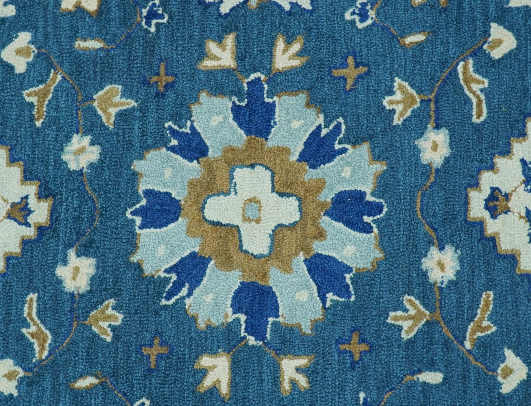 Traditional Oriental Design Beige And Blue Hand Tufted 8x10 Wool Area Rug - Image 4