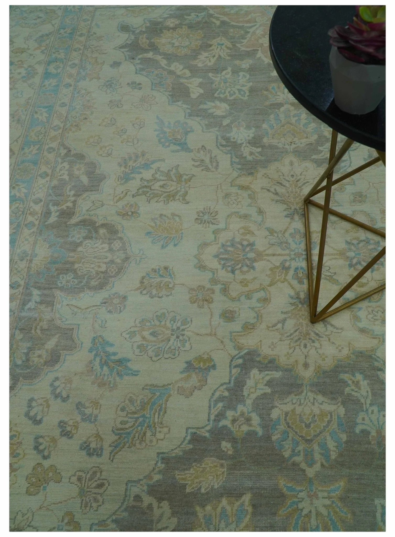 Traditional Oriental Design Blue And Beige Hand Knotted 8.5x11 Wool Area Rug - Image 3
