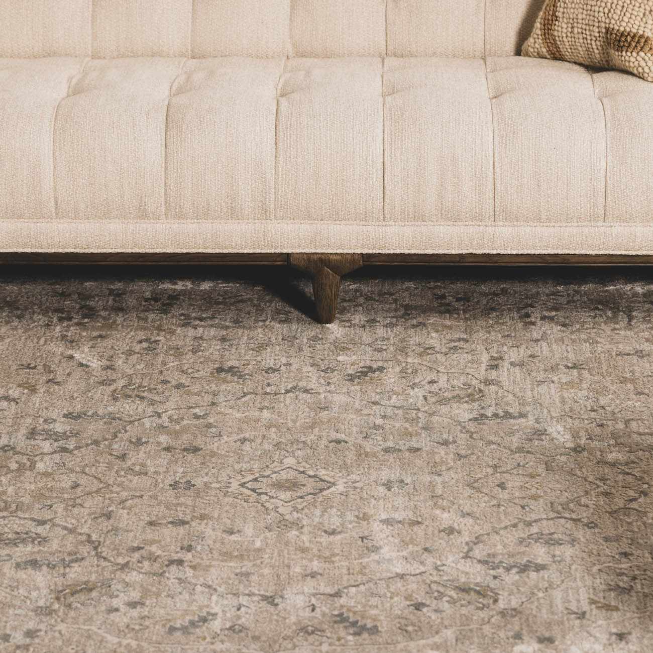 Traditional Persian Gray Machine Woven Rug - Image 5
