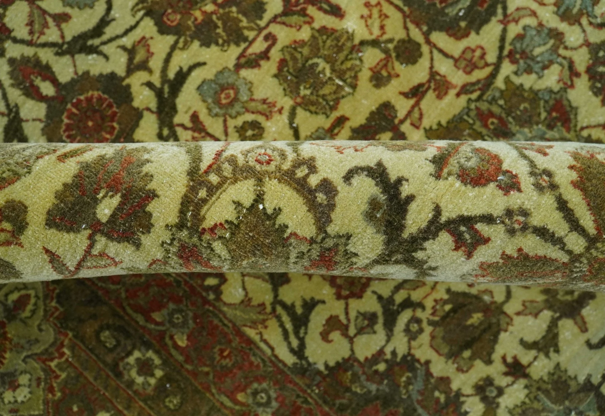 Traditional Fine Serapi Design Beige And Brown Hand Knotted 8x10 Wool Area Rug - Image 5