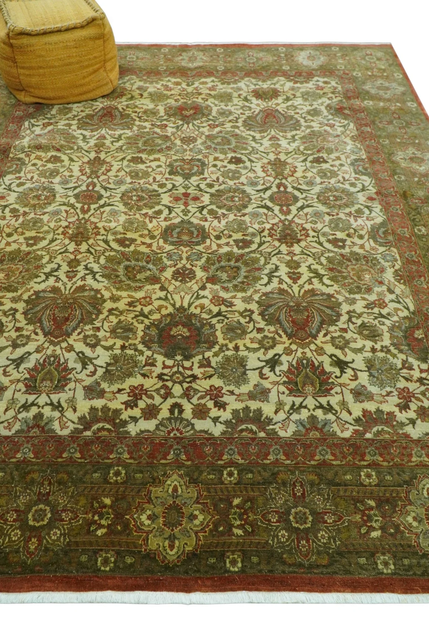 Traditional Fine Serapi Design Beige And Brown Hand Knotted 8x10 Wool Area Rug - Image 9