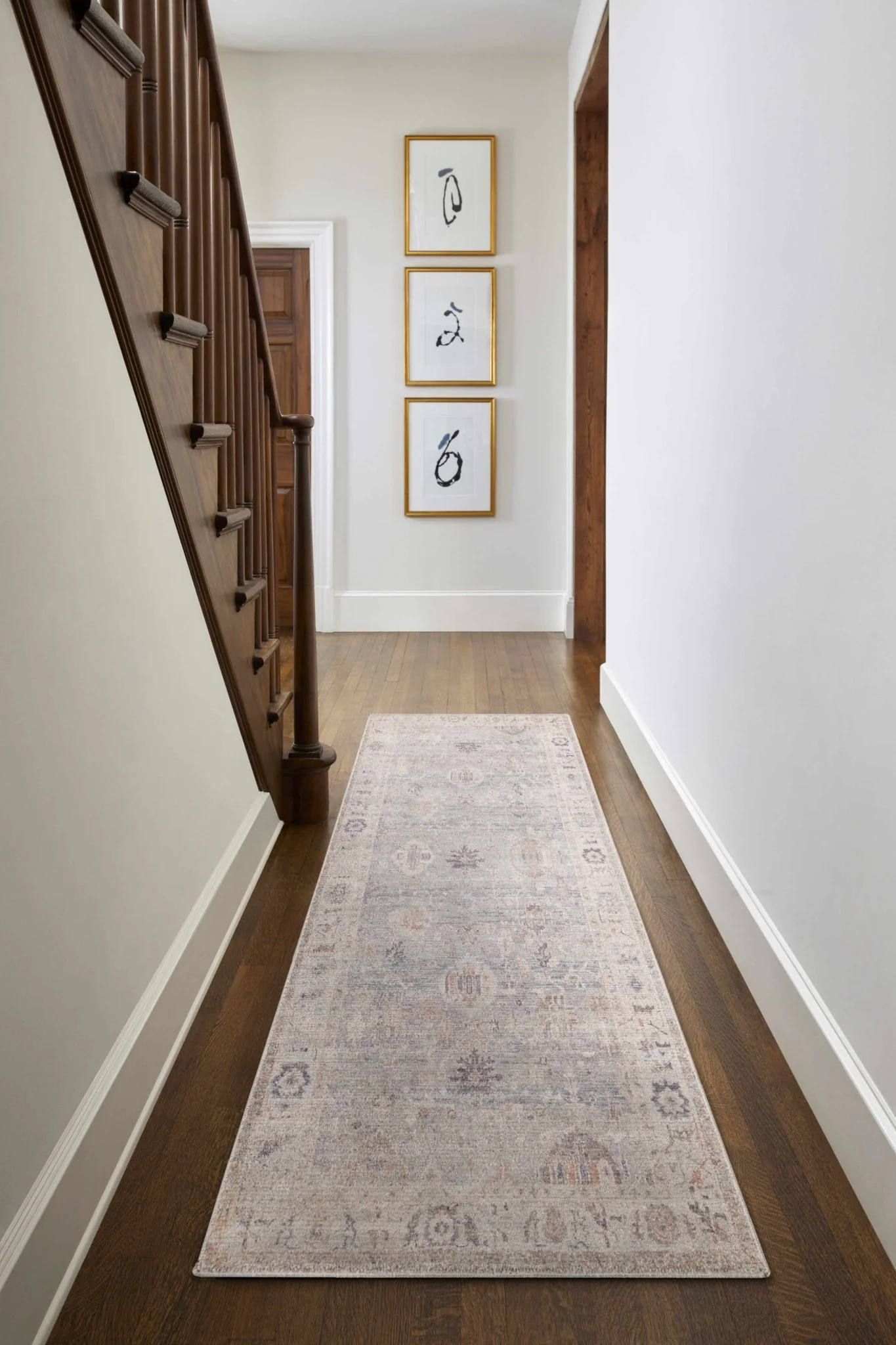 Traditional Style Cream & Blue Area Rug - Image 3