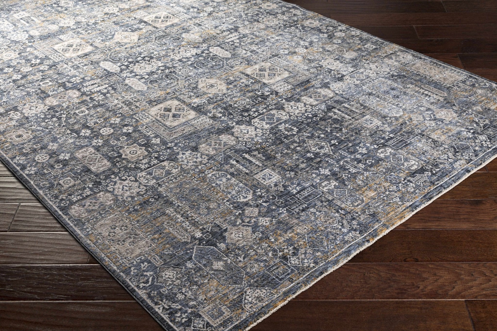 Traditional Style Gray And Charcoal Area Rug - Image 3