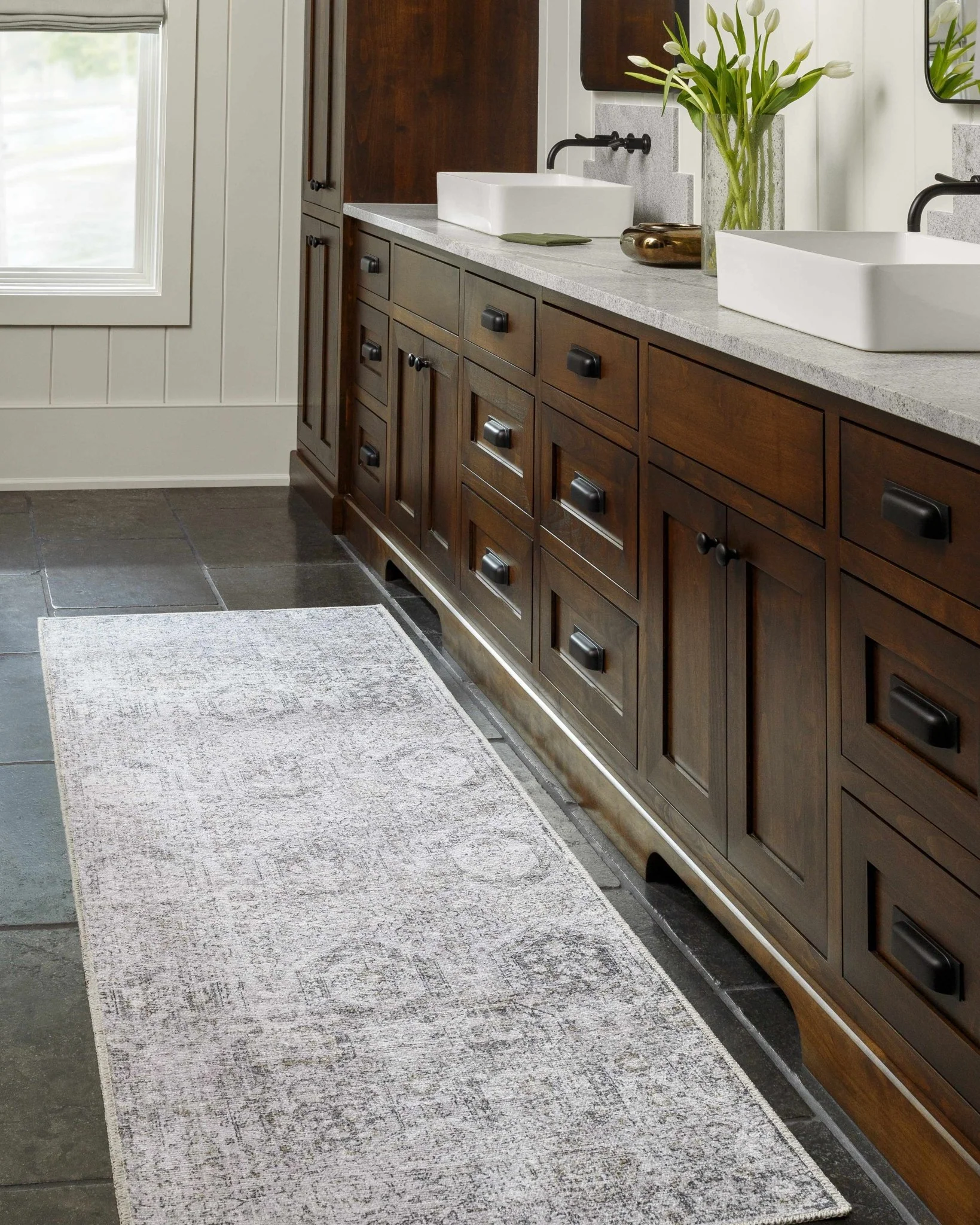 Traditional Style Gray Washable Area Rug - Image 13