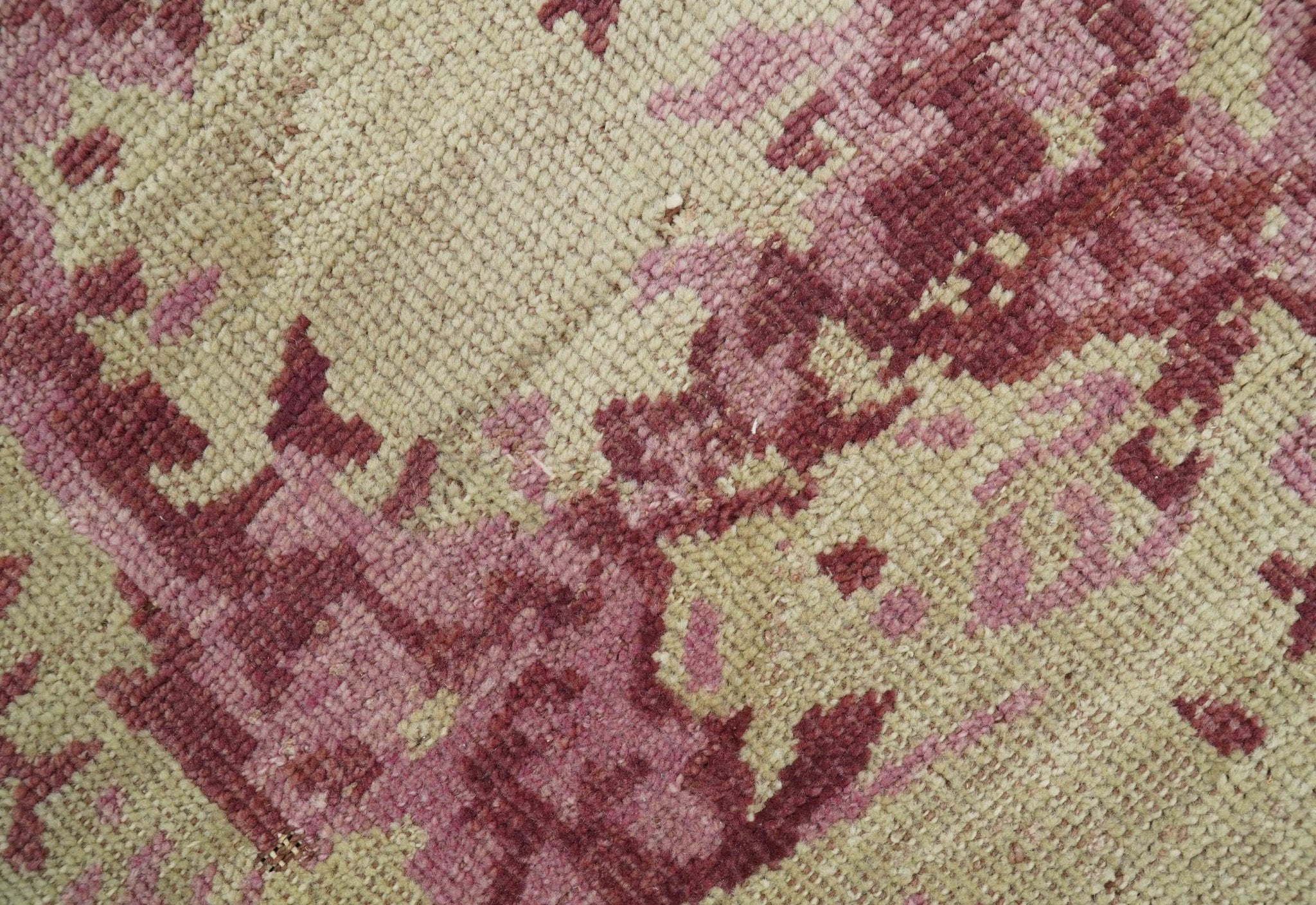 Traditional Transitional Beige And Pink Hand knotted Wool Area Rug - Image 6