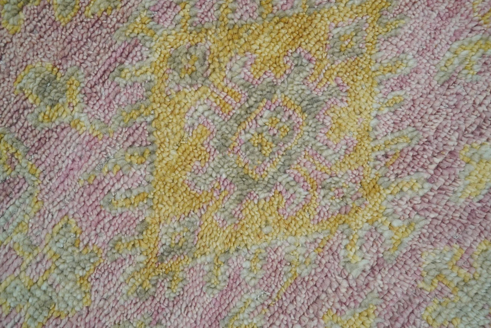 Traditional Turkish Design Pink Hand Knotted 3X5 Wool Rug - Image 8