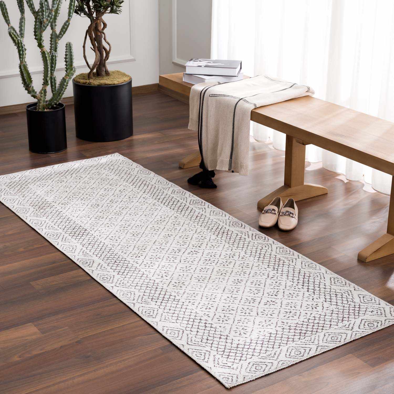 Transitional Design Ivory And Charcoal Washable Area Rug - Image 5