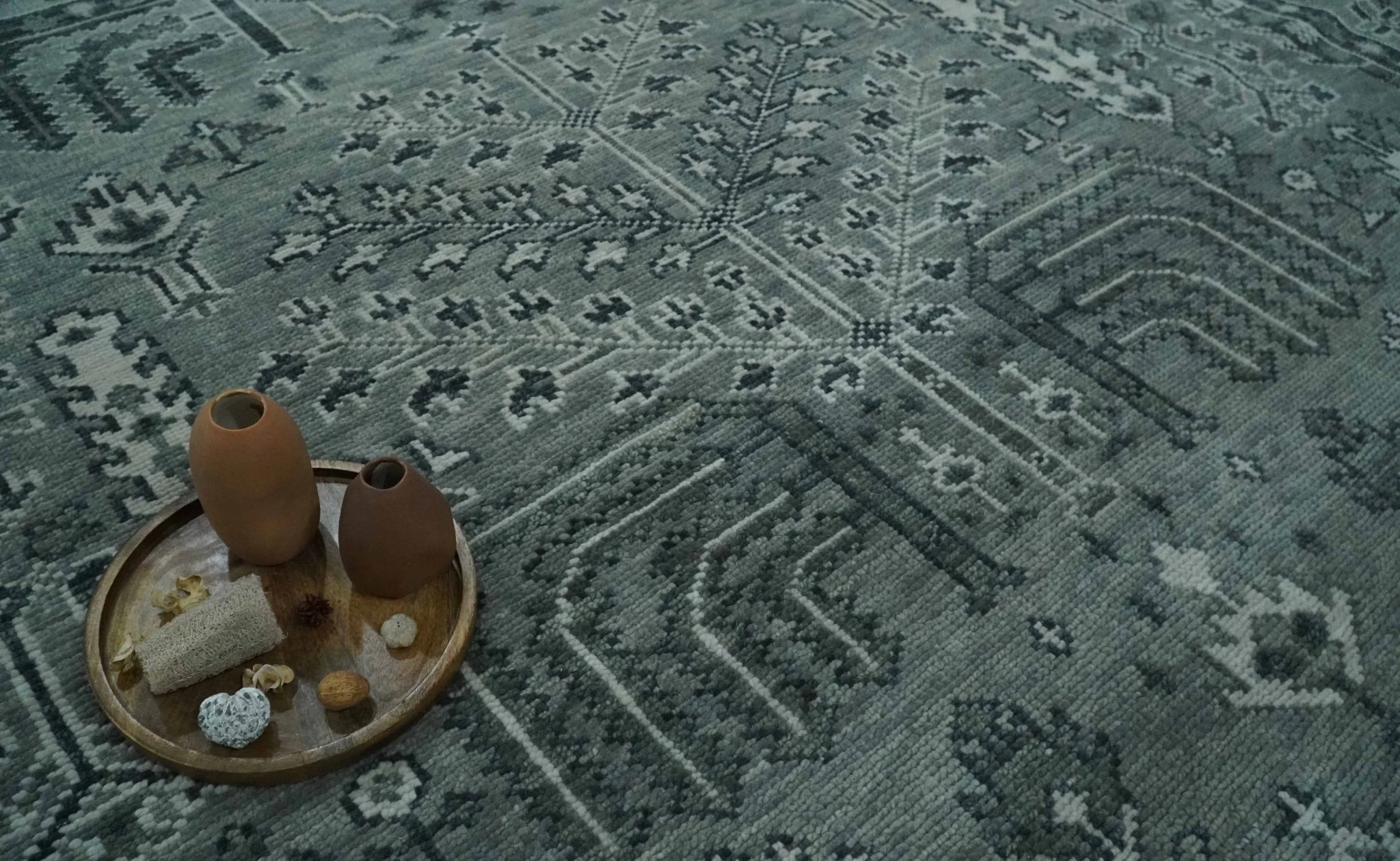 Tree of life Gray, Charcoal and Ivory Hand knotted Traditional Floral 9x12 wool Area Rug - Image 2