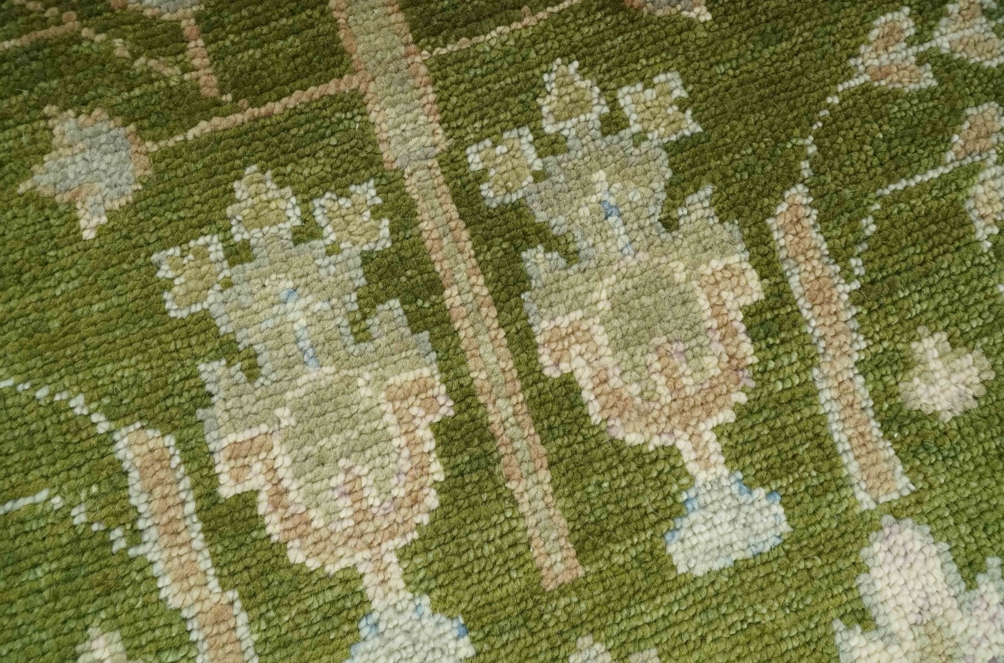 Tree of life Green and Silver Hand Knotted Traditional Floral 8x10 wool rug - Image 4