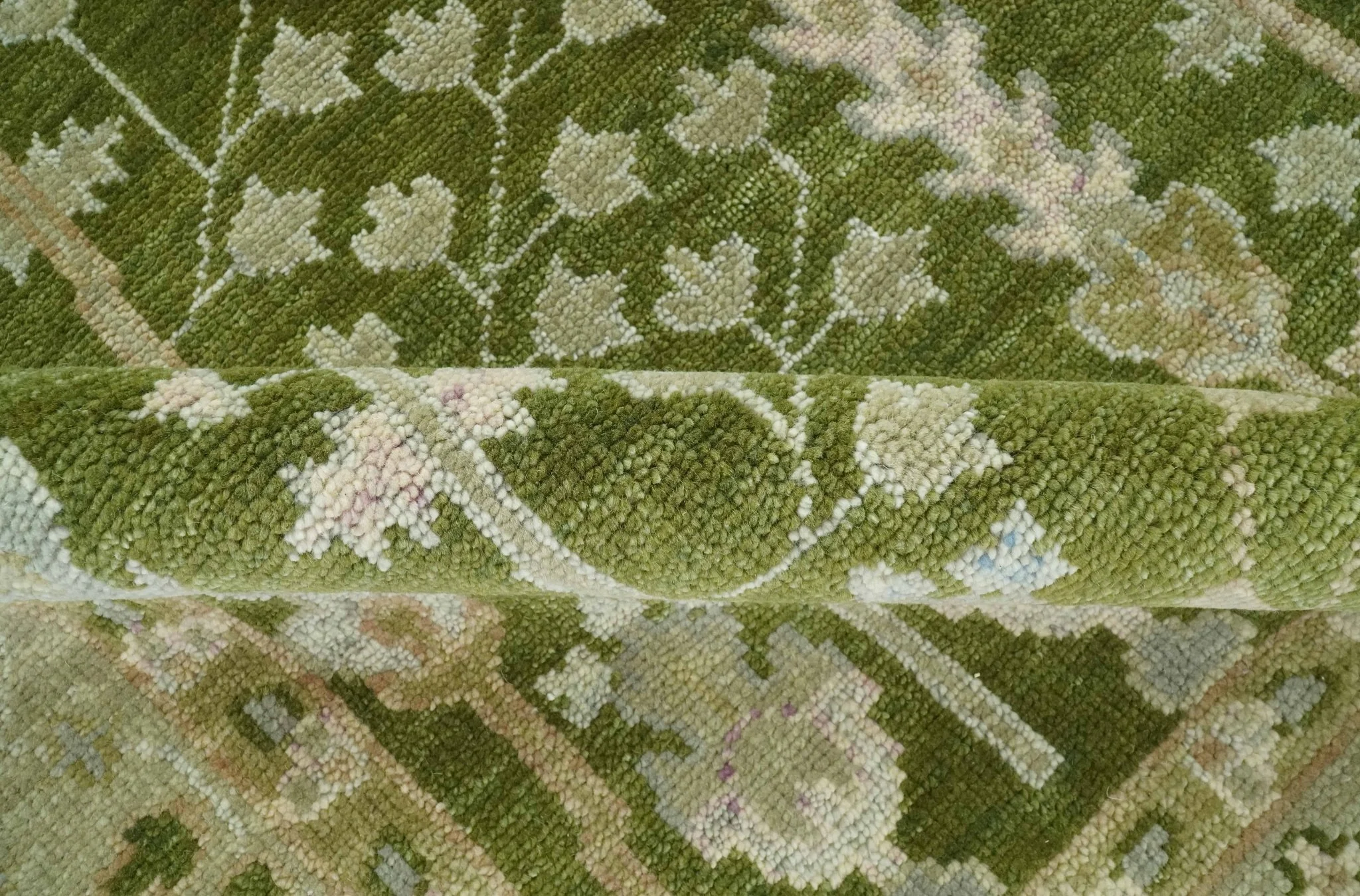 Tree of life Green and Silver Hand Knotted Traditional Floral 8x10 wool rug - Image 6