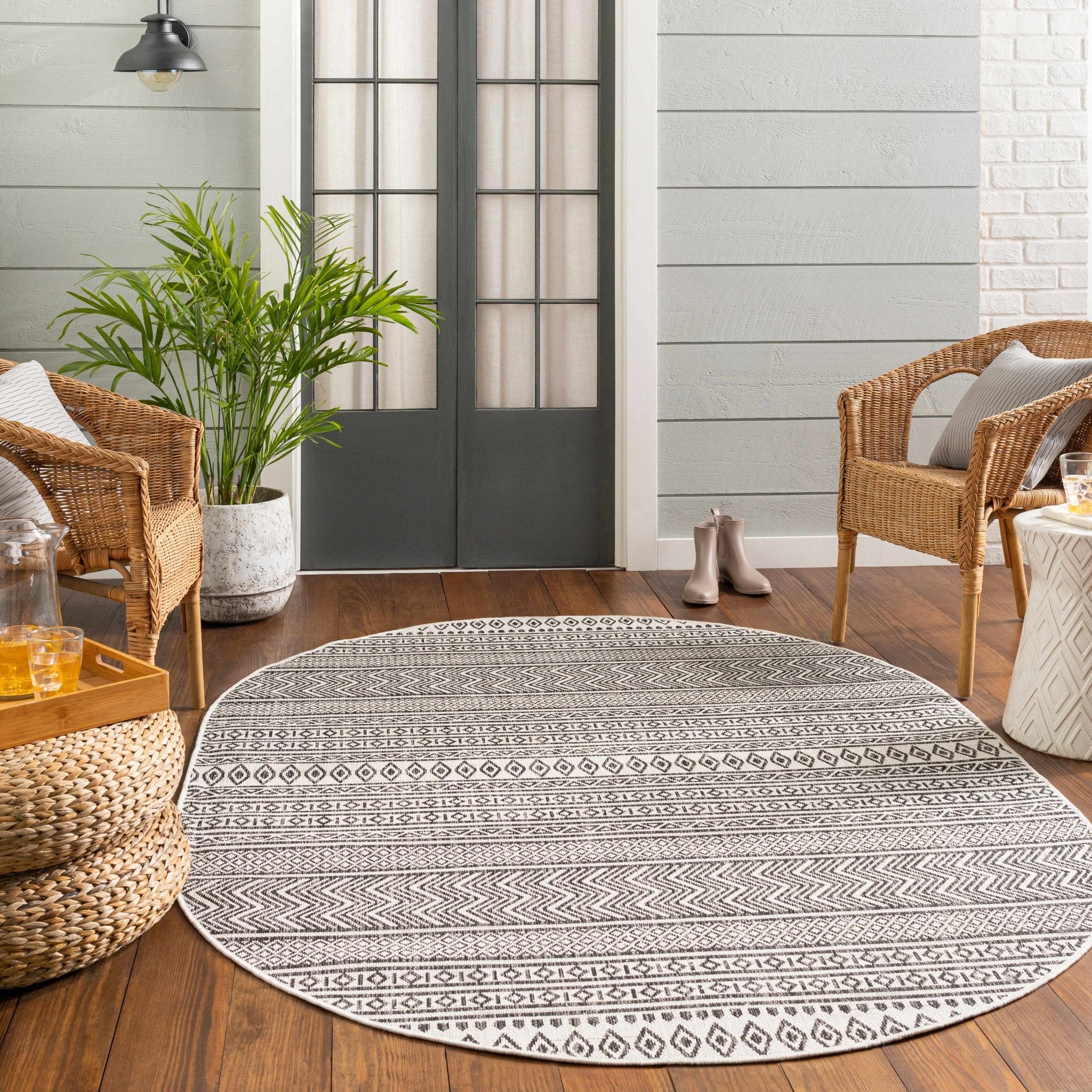Contemporary Trellis Tribal Look Ivory And Charcoal Area Rug - Image 19