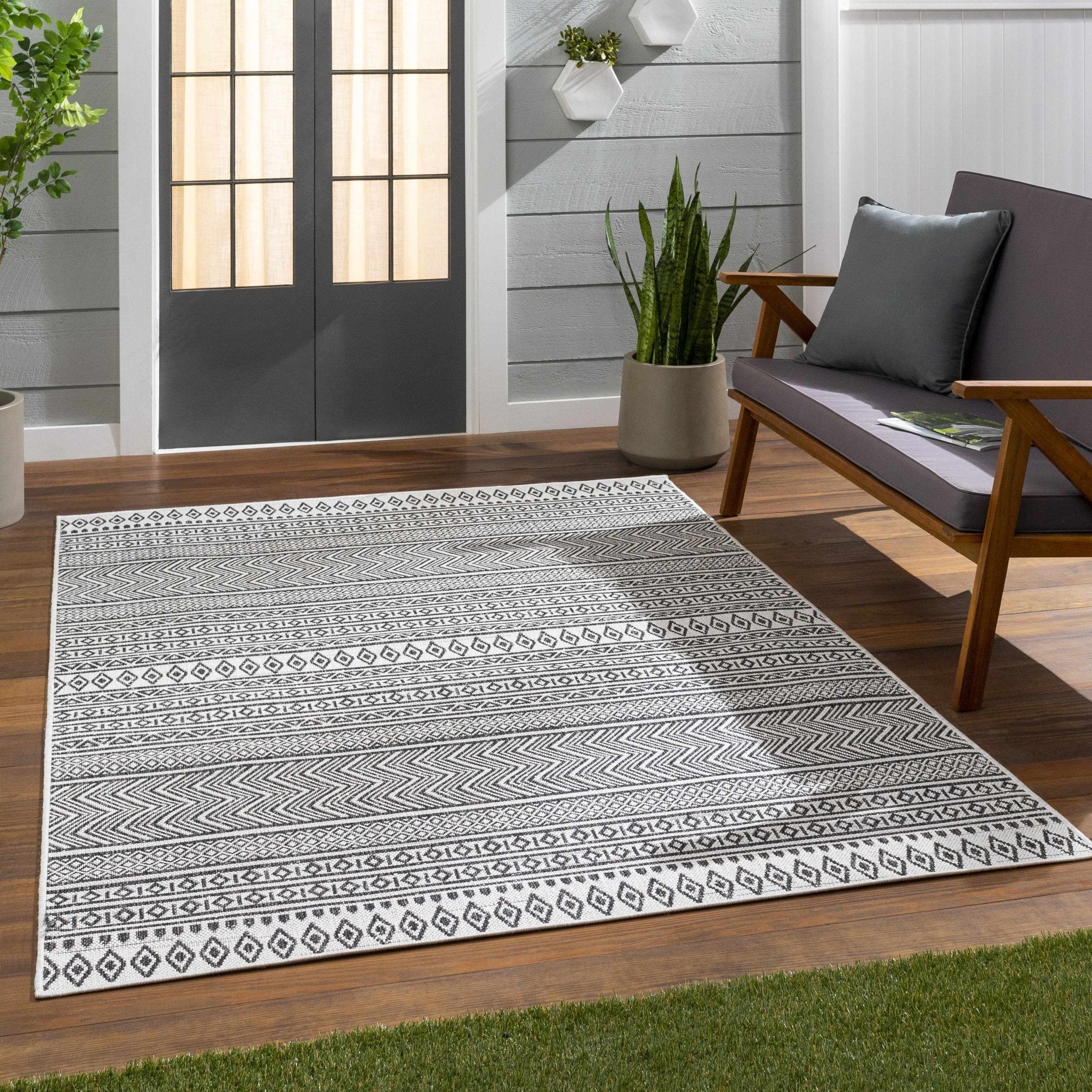 Contemporary Trellis Tribal Look Ivory And Charcoal Area Rug - Image 20