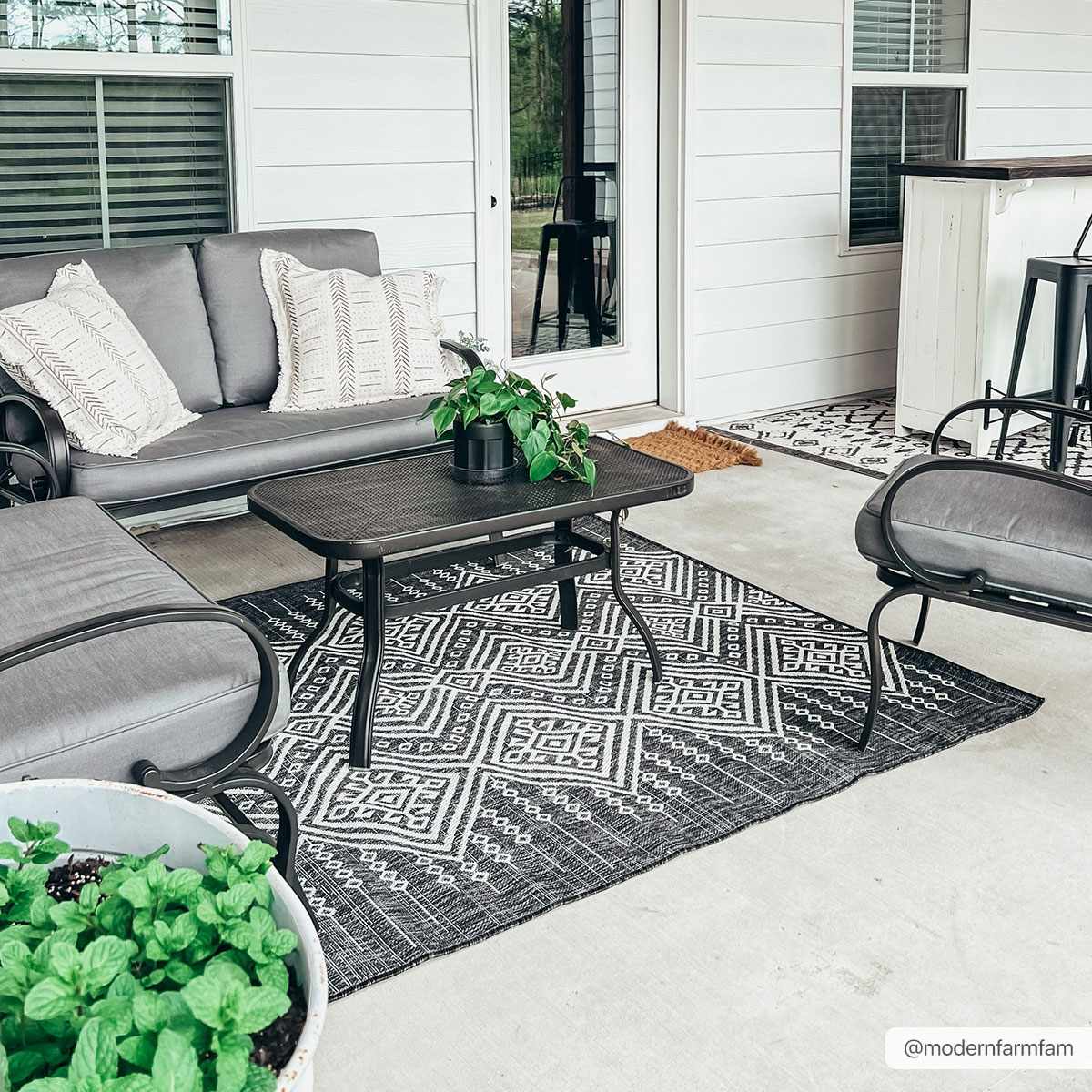 Tribal Design Charcoal And Ivory Traditional Ikat Design Outdoor Safe area Rug - Image 3