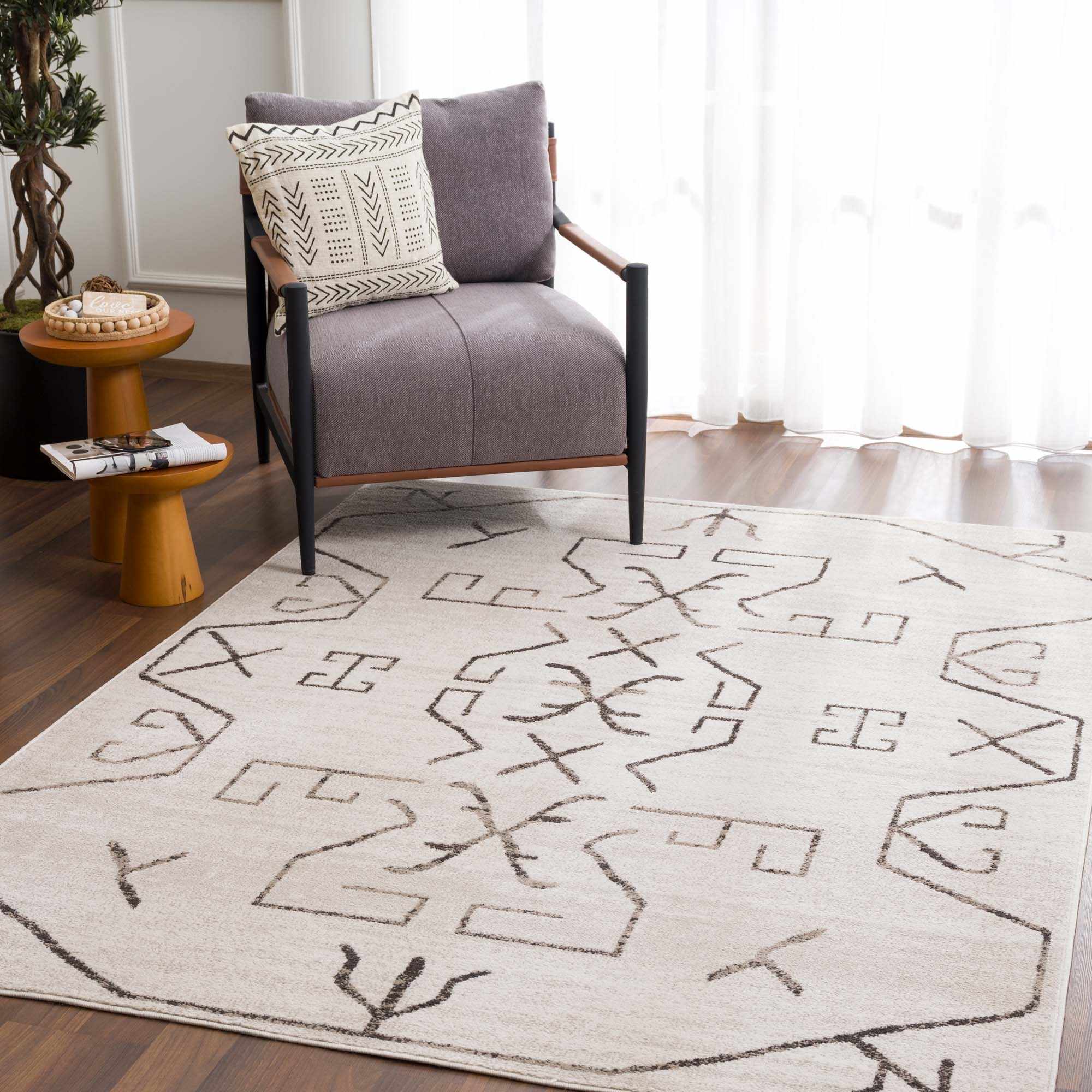 Tribal Design contemporary Light Peach and Charcoal Area Rug - Image 3