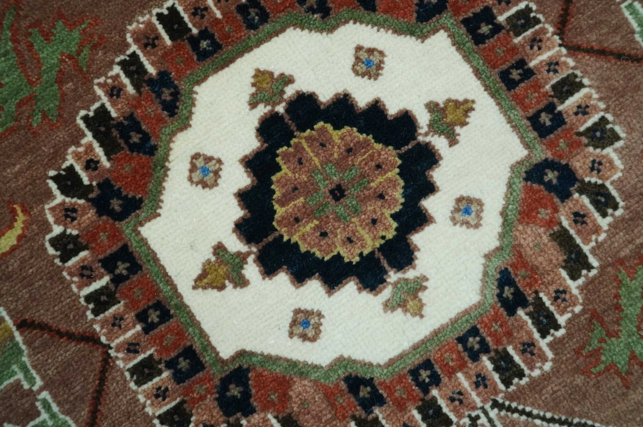 Premium Fine 9x12 Rust, Ivory and Olive Hand Knotted wool area rug - Image 5