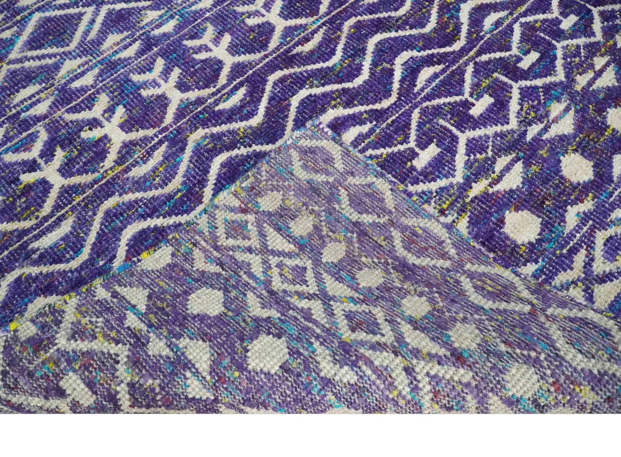 5.7x8.7 Hand Knotted Violet and Ivory Modern Contemporary Southwestern Tribal Trellis Recycled Silk Area Rug - Image 6
