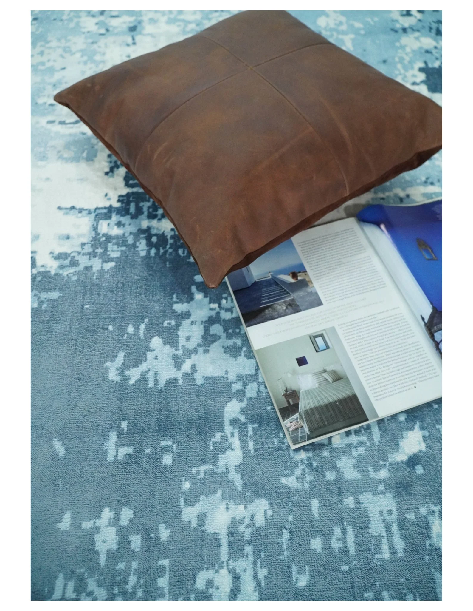 Handmade 8x10, 9x12 and 9.9x13.9 White and Blue Blended Wool and Bamboo Silk Area Rug - Image 12