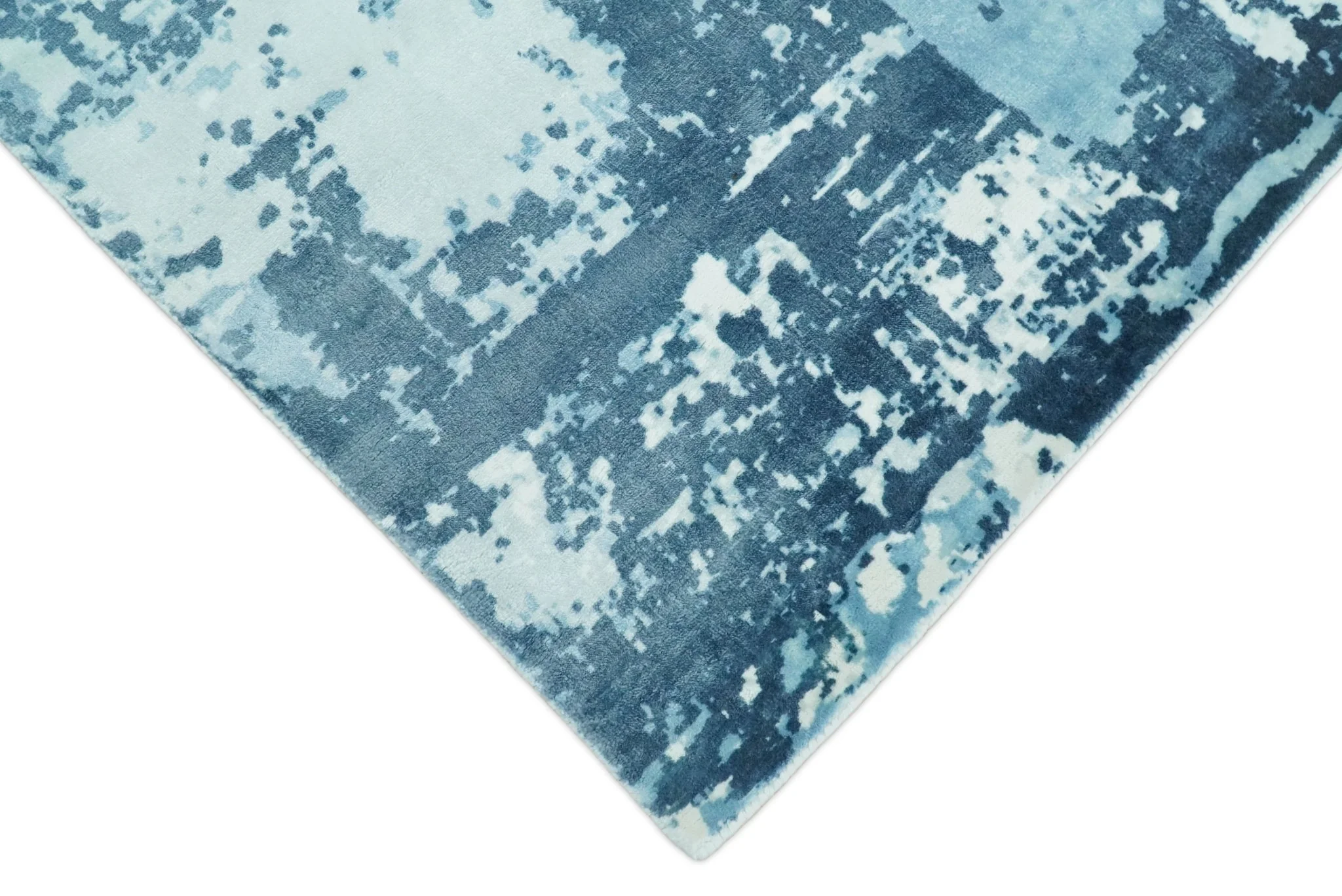 Handmade 8x10, 9x12 and 9.9x13.9 White and Blue Blended Wool and Bamboo Silk Area Rug - Image 5