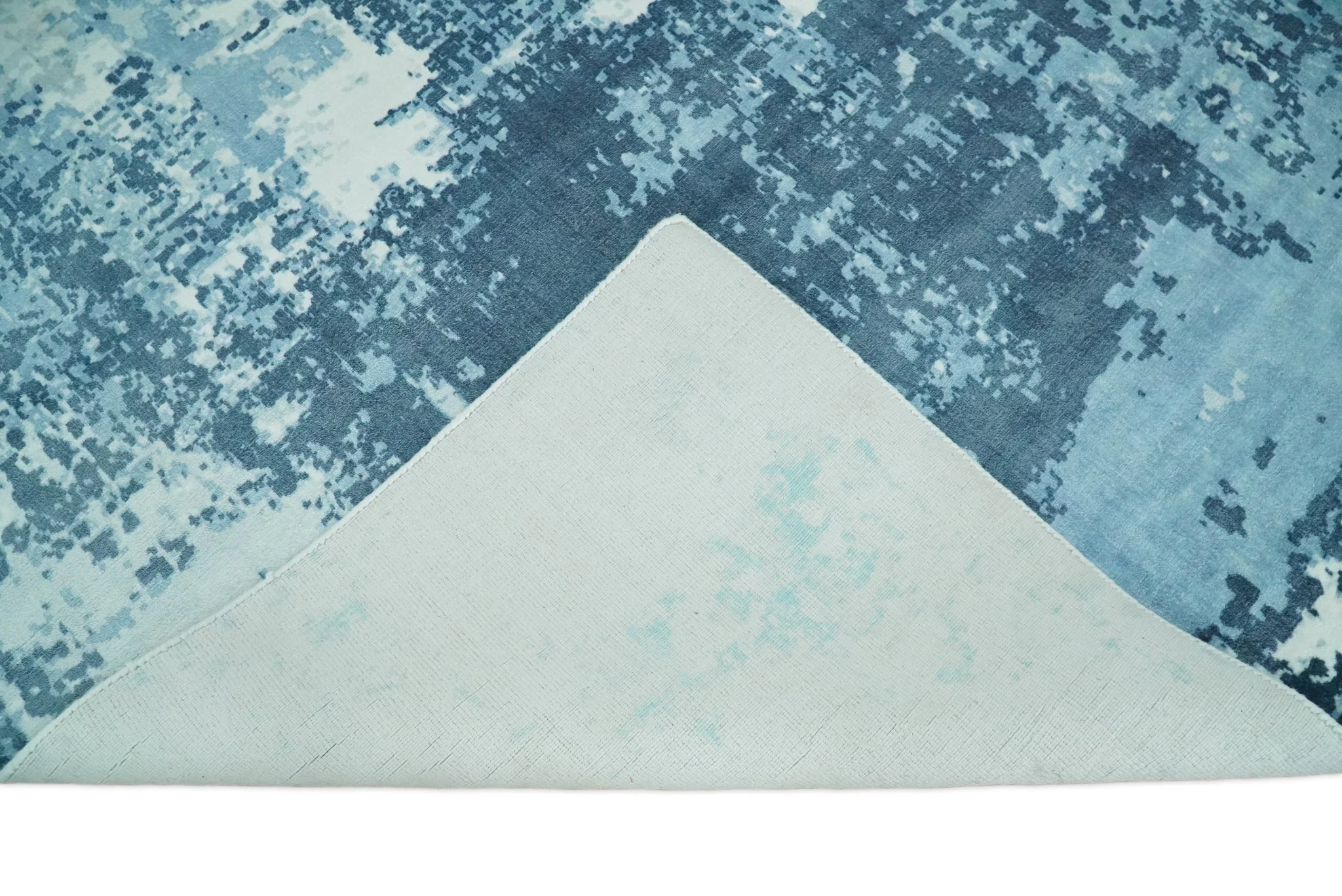 Handmade 8x10, 9x12 and 9.9x13.9 White and Blue Blended Wool and Bamboo Silk Area Rug - Image 9